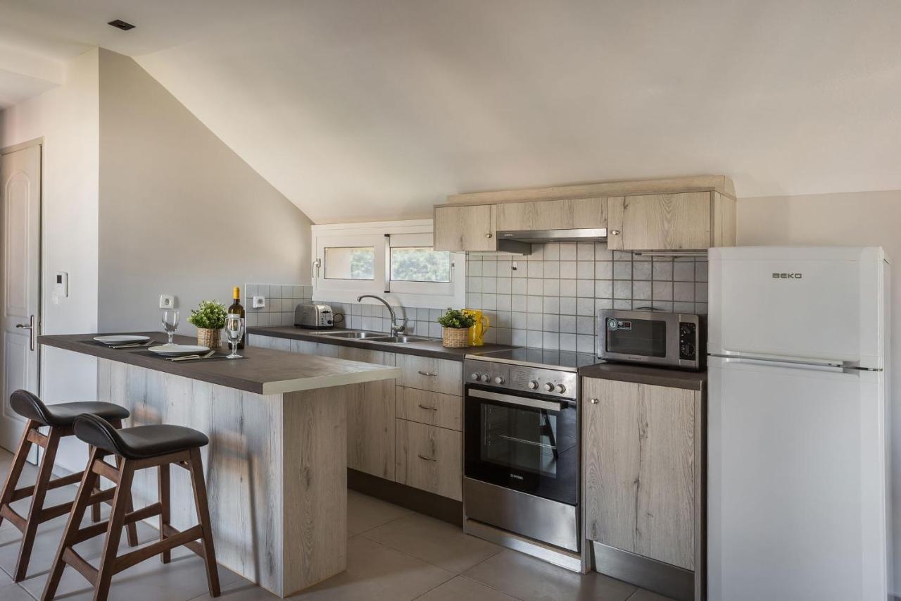 Fidias City Rooms Argostoli  Eksteriør billede
