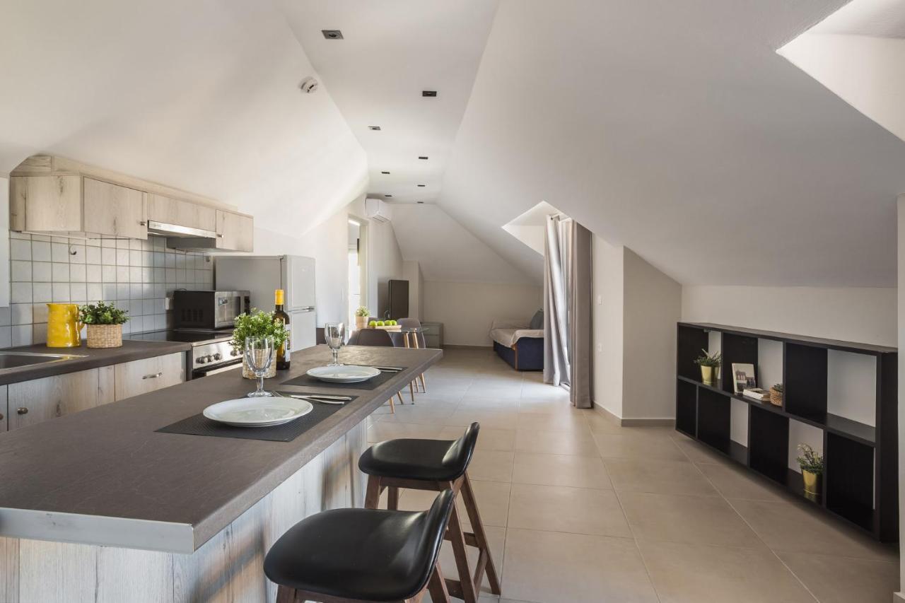 Fidias City Rooms Argostoli  Eksteriør billede