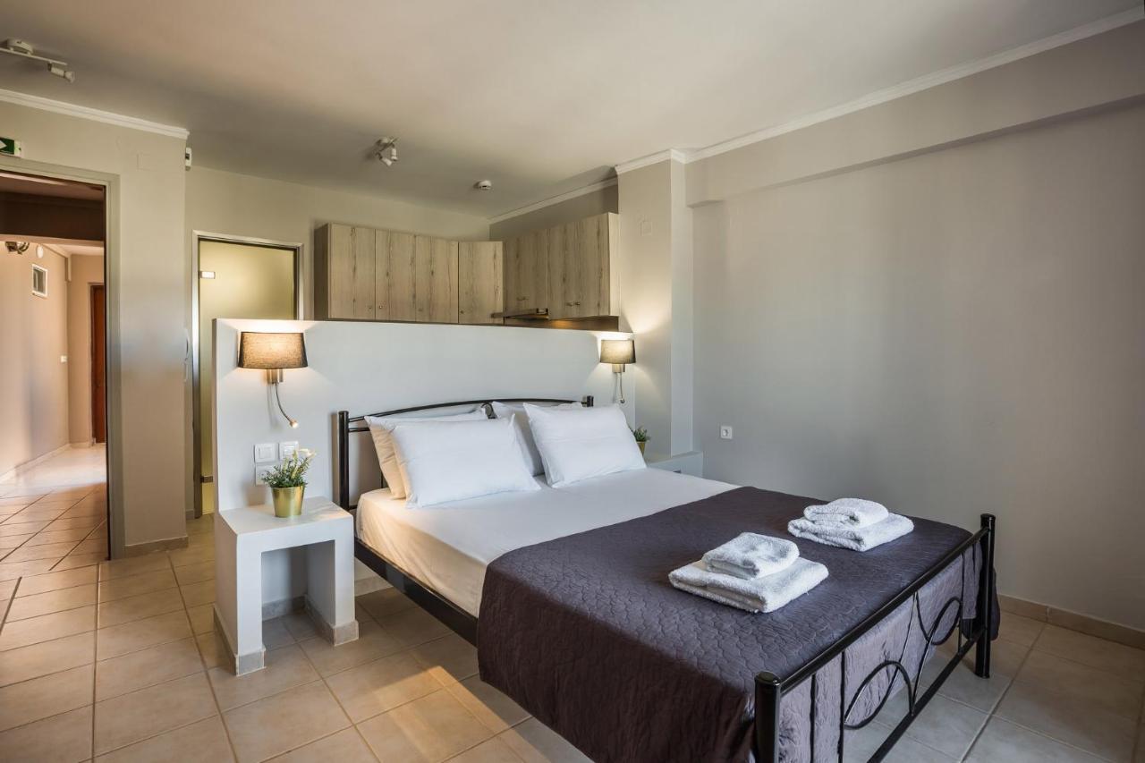 Fidias City Rooms Argostoli  Eksteriør billede