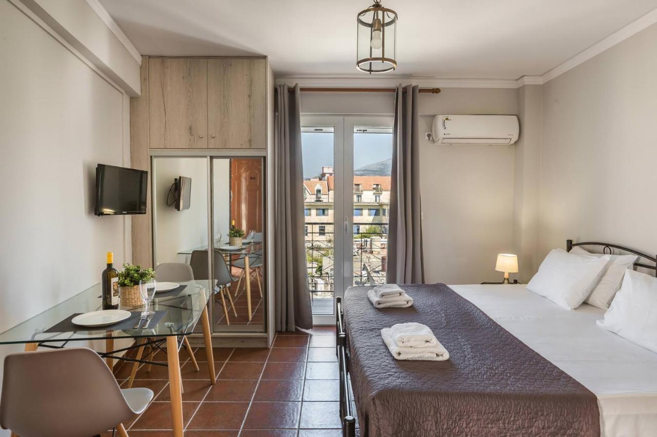 Fidias City Rooms Argostoli  Eksteriør billede