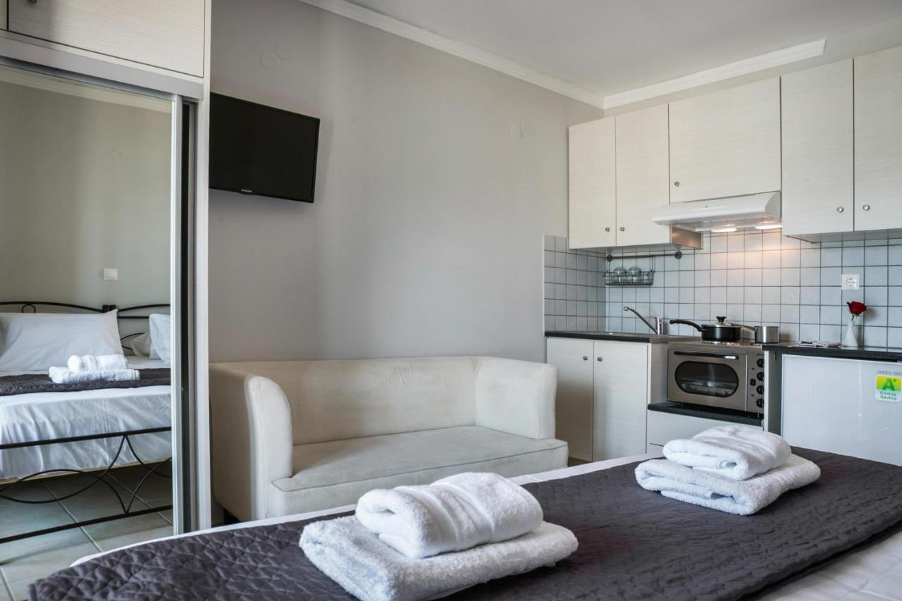 Fidias City Rooms Argostoli  Eksteriør billede