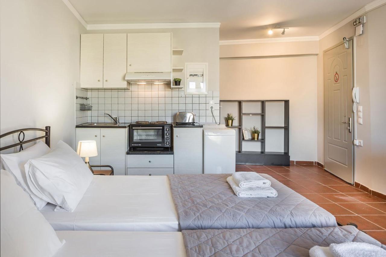 Fidias City Rooms Argostoli  Eksteriør billede