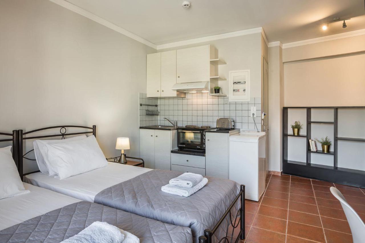 Fidias City Rooms Argostoli  Eksteriør billede