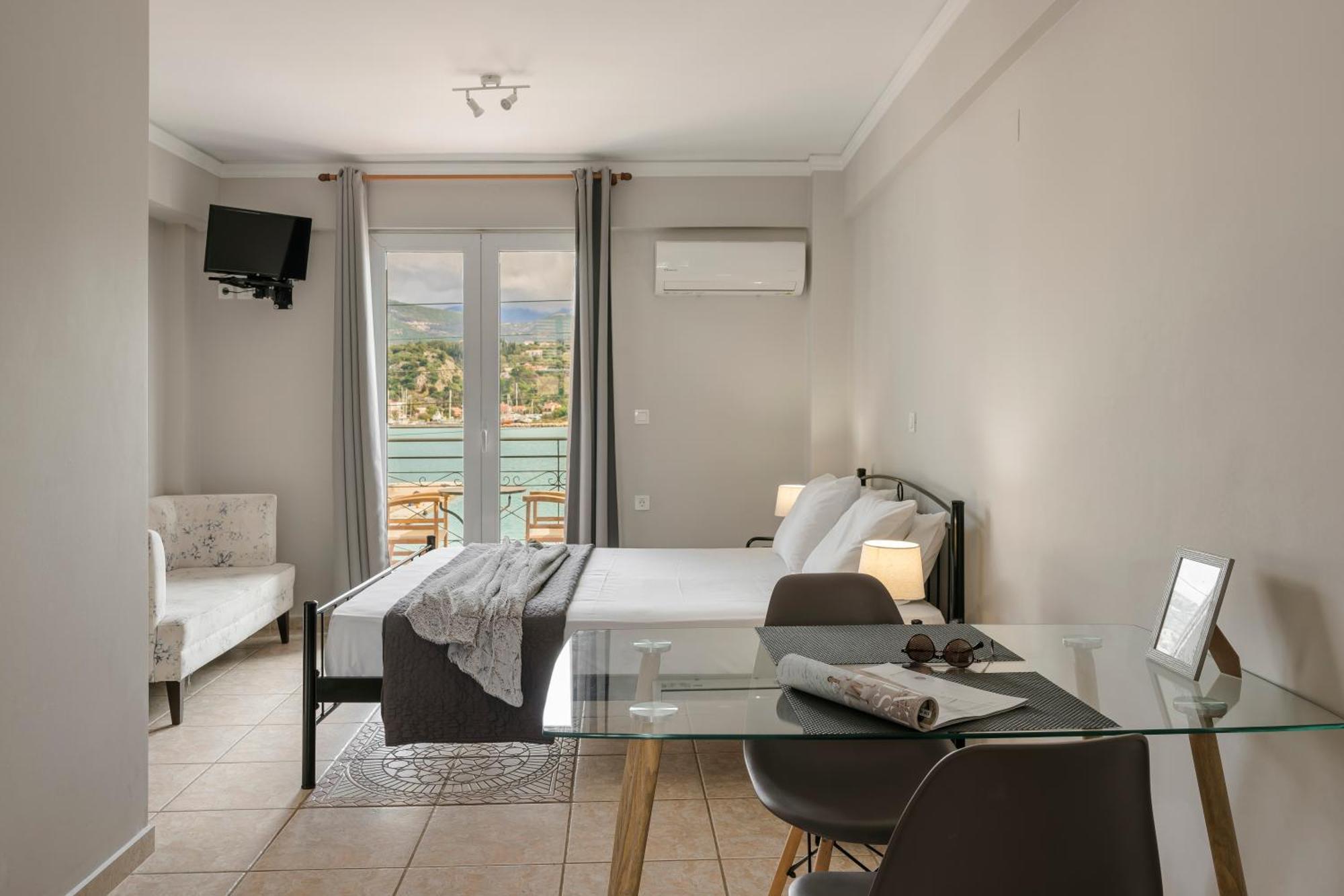 Fidias City Rooms Argostoli  Eksteriør billede